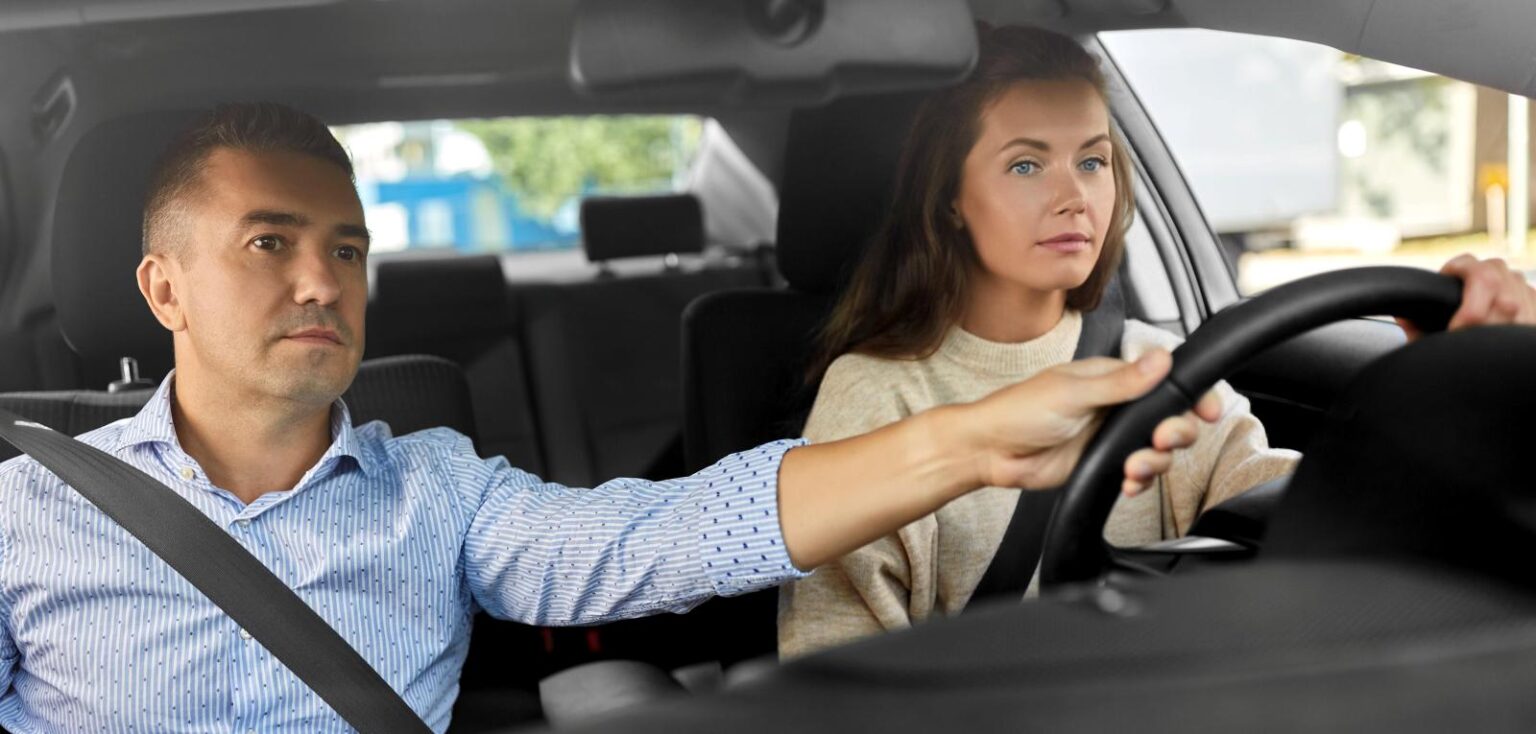 řidičský průkaz na osobní auto více než 75 000 korun (3000 eur)