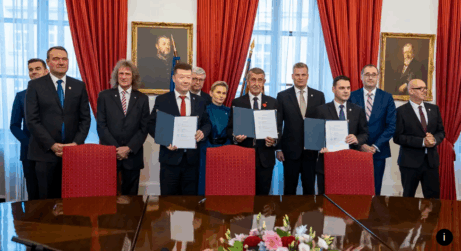 Zástupci hnutí ANO, SPD a Motoristů podepsali 3. listopadu 2025 koaliční smlouvu.