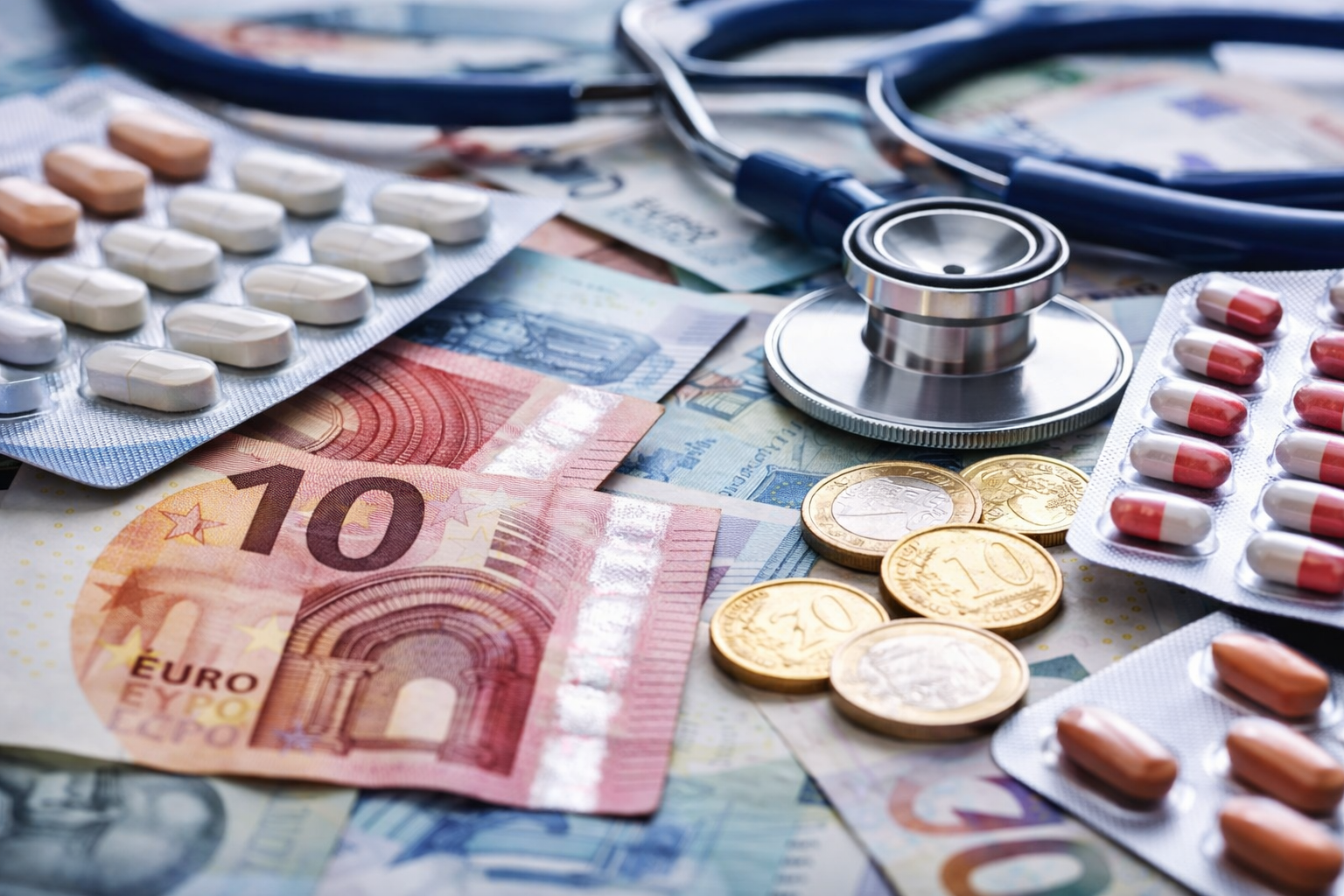 Německo chystá tvrdou reformu zdravotnictví: konec bezplatného pojištění pro partnery a vyšší doplatky za léky